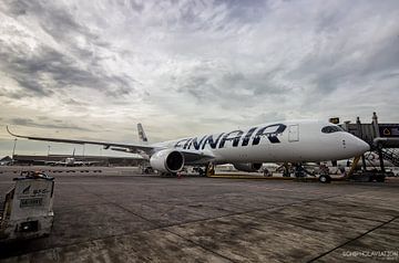 Finnair A350 in Bangkok by hugo veldmeijer