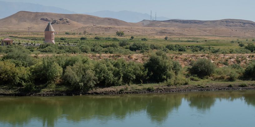 Nature reserve between Tabriz and Shoja by Maarten Verhees