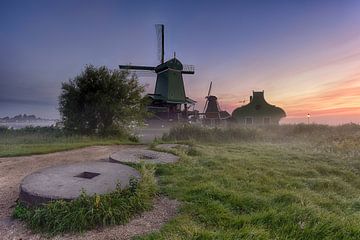 Zaanse Schans bij zonsopkomst