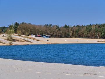 Plage de rêve du lac d'Argent