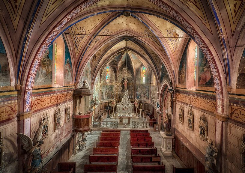 Verlasse die französische Kirche von Kelly van den Brande