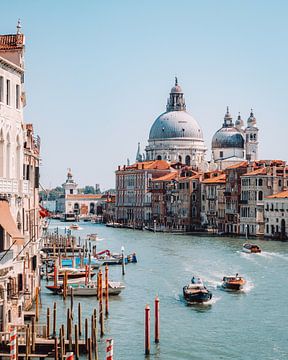 Zomer in Venetië | Canal Grand, Venetië, Italië van Expeditie Aardbol