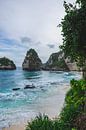 Beautiful beach at Diamond Beach on Nusa Penida Bali by Ken Tempelers thumbnail