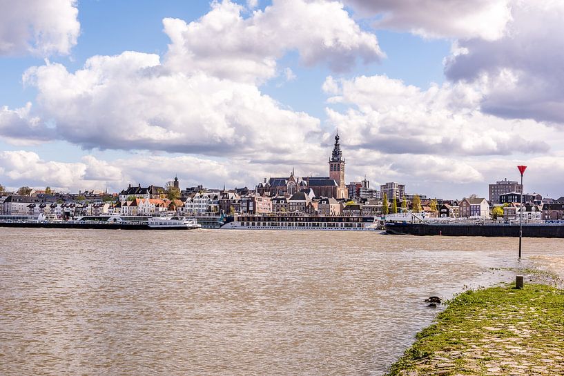 Nijmegen vanaf i-Lent van Henk Verheyen