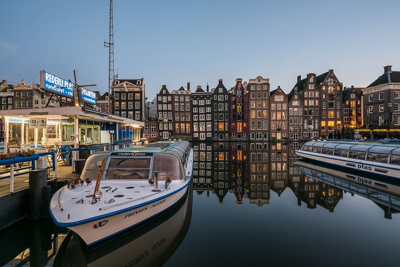 Damrak, Amsterdam by Mercury photography
