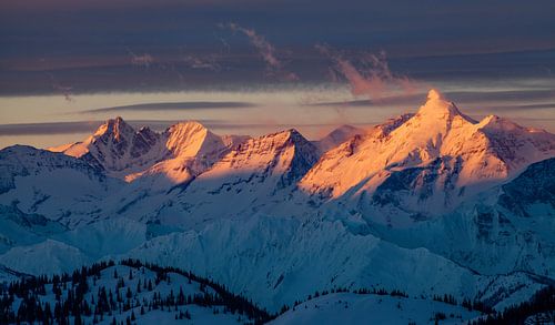 Alpenglow in the Glockner region