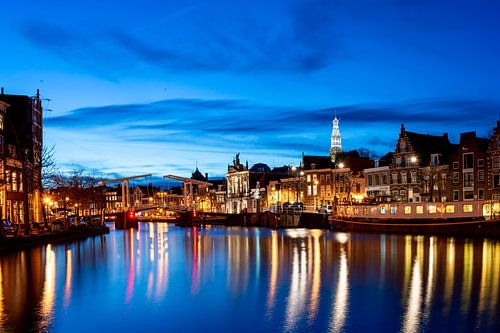 Blauwe uurtje boven het Spaarne