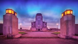 Radiocoting district during the blue hour with lighting. by Bart Ros