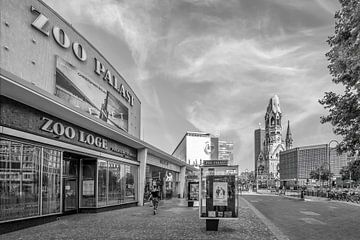 BERLIN Hardenbergstraße & Budapester Straße | Monochroom van Melanie Viola