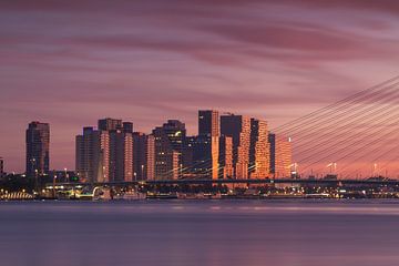 Maasboulevard Rotterdam van Ilya Korzelius