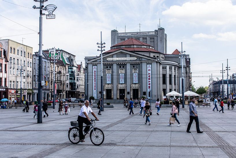 Silesian theatre on Rynek in Katowice by Eric van Nieuwland