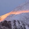Pastel Dawn in the Arctic van Nadia Feys