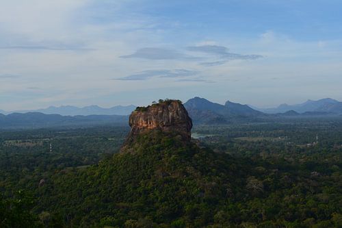 Sigiriya in het ochtendlicht