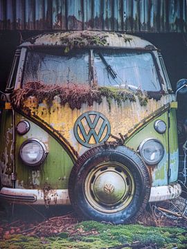 VW Bulli TI verlaat schuilplaats van gm_designs