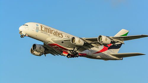 Take-off Emirates Airbus A380.