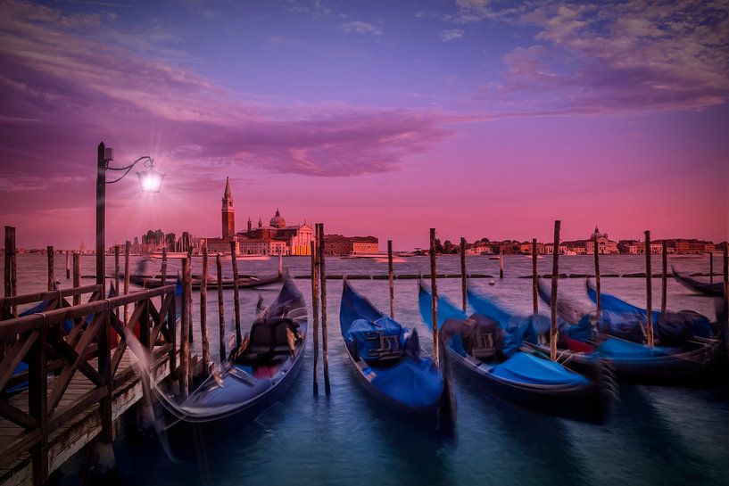 VENEDIG Traumhafter Sonnenuntergang  von Melanie Viola