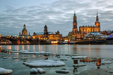 Winteravond in Dresden van Sergej Nickel