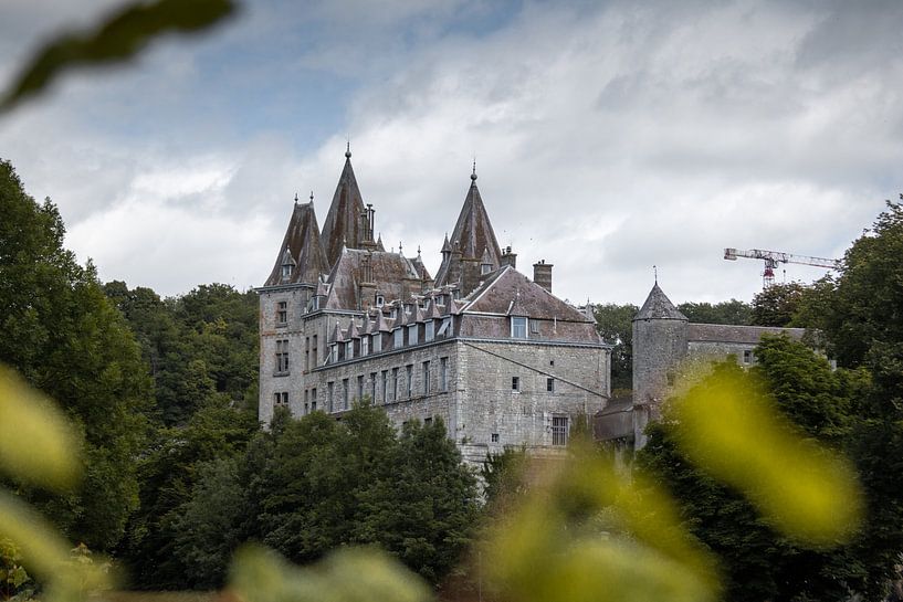 Durbuy castle by Sebastian Stef
