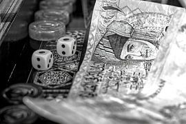 Backgammon et billets de banque arabes