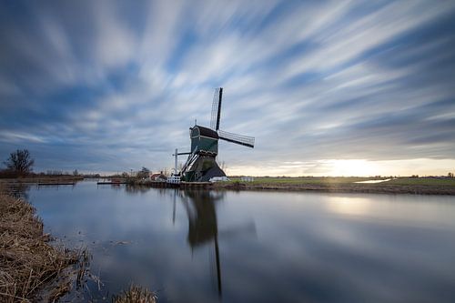 Spengense molen, bewolkte zonsondergang!
