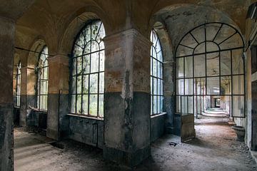 Hall , institution abandonnée Italie sur Robert Van den Bragt