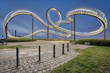 Tiger and Turtle Duisburg am Abend