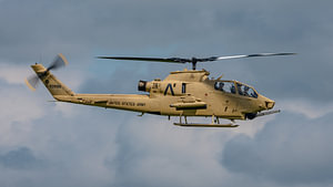 Angriffshubschrauber Bell AH-1F Cobra der US-Armee.