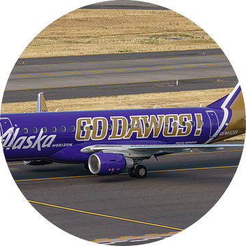 Alaska Horizon Embraer E175LR. van Jaap van den Berg