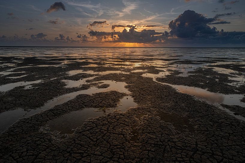 Zonsondergang Waddenzee van Adrian Visser
