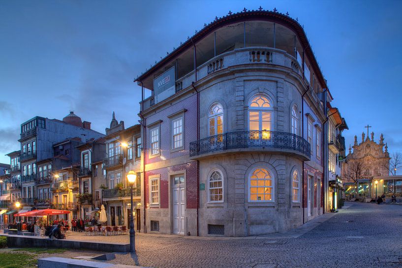 Place Campo dos Martires da Patria at dusk, Porto, District of Porto, Portugal, Europe by Torsten Krüger