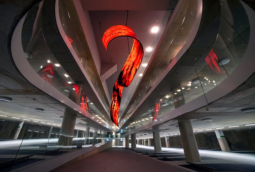 Parkeergarage in het Forum te Groningen. van Franke de Jong