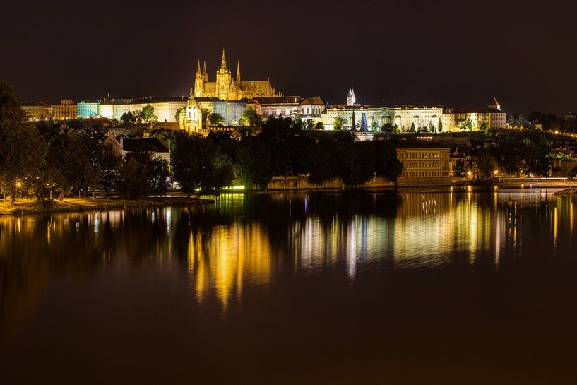 Prague by Hello Pompoyo