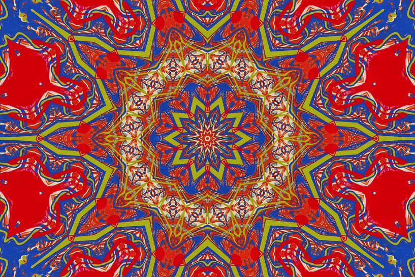 Paint splashes in symmetrical pattern by Leo Huijzer