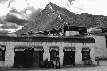 Tibetan street life