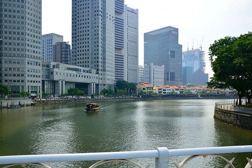 Oud ontmoet nieuw bij de Singapore Rivier