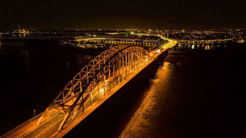 Le Waalburg illuminé le soir | Nijmegen