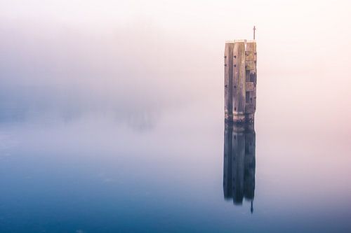 Onzichtbaar water van Bert Zuidweg