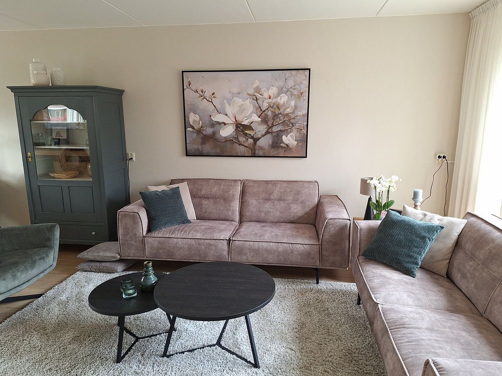 Magnolia | Sérénité flottante | Fleurs de magnolia | Post-impressionnisme.  par Peintures accrocheuses 