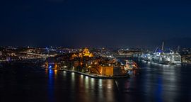 Grand Harbour in Birgu and Cospicua by Werner Lerooy