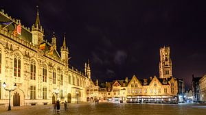 Avondfotografie in Brugge vanaf De Burg. van Jaap van den Berg