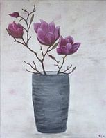Magnolia takken in een vaas