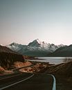 Mount Cook Road by Shauni van Apeldoorn thumbnail