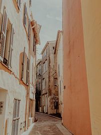 Exploring the Lovely Streets of St. Tropez | Travel Photography Art Print in the City of Saint Tropez | Cote d'Azur, South of France by ByMinouque