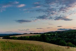 Wunderschöne Abendstimmung über der Fachwerkstadt Schmalkalden von Oliver Hlavaty