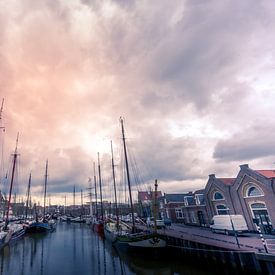 Port in Friesland by Reurings aan de Muur