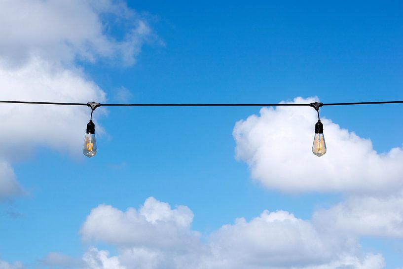 two ideas in the air by Stella Ammerlaan