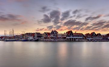 Volendam Harbour by John Leeninga