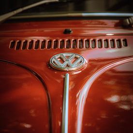 VW VOLKSWAGEN BEETLE CLASSIC CAR STREET PHOTOGRAPHY BERLIN by Bastian Otto