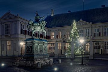 Weihnachtsbaum auf Schloss Noordeinde in Den Haag