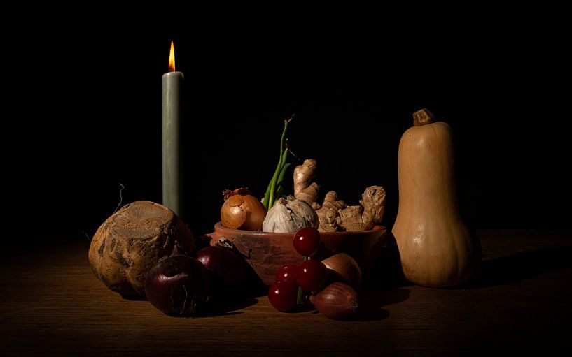 Stilleven met pompoen en kaars van Jurgen van Hest